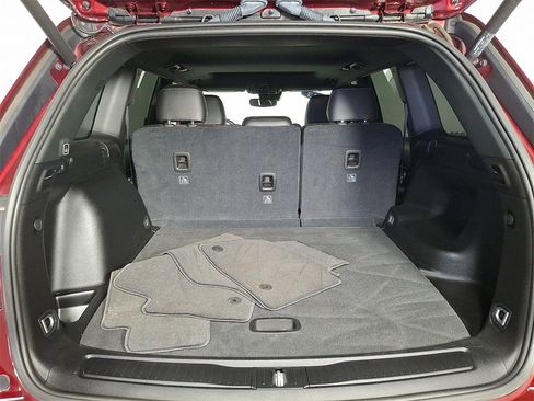 Used 2023 Jeep Grand Cherokee Altitude image 27