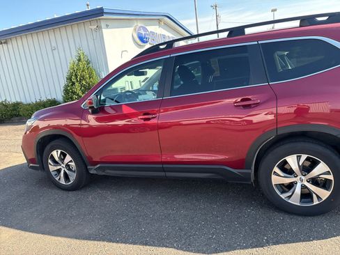 Used 2025 Subaru Ascent Premium AWD/4WD image 13