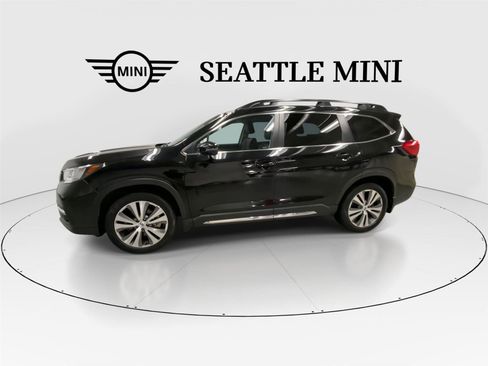 Used 2022 Subaru Ascent Limited w/ Technology Package image 6