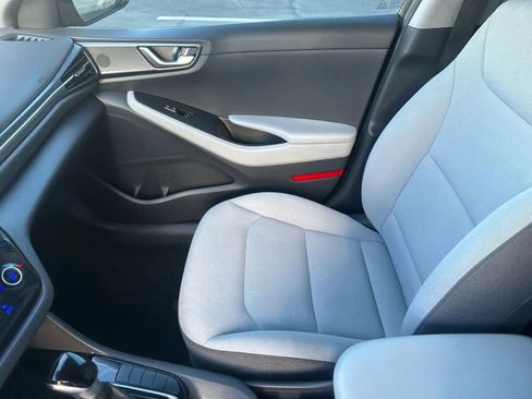 Used 2022 Hyundai Ioniq Blue image 10
