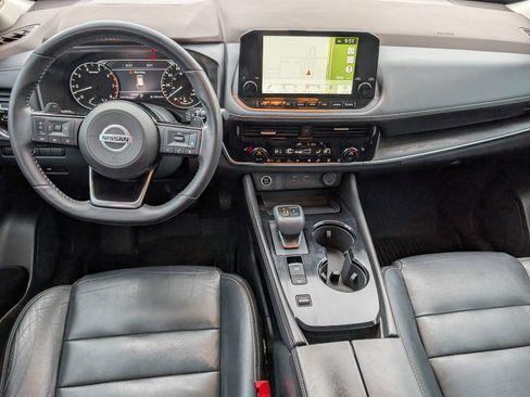 Used 2021 Nissan Rogue SL w/ Premium Package image 10