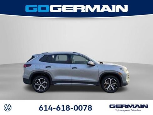 New 2026 Volkswagen Tiguan SE image 4