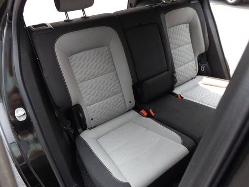 Used 2019 Chevrolet Equinox LS FWD image 23