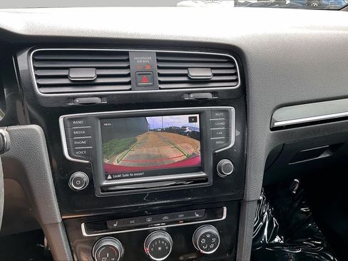 Used 2017 Volkswagen GTI Sport FWD image 26