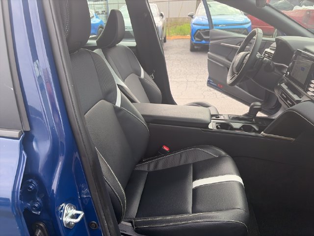 Used 2026 Toyota Camry SE FWD image 28