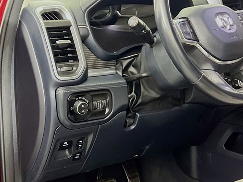 Used 2023 RAM 1500 Limited image 12