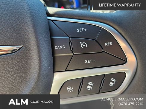 New 2026 Chrysler Pacifica Select FWD image 27
