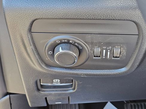 New 2025 Jeep Grand Cherokee Laredo RWD image 25