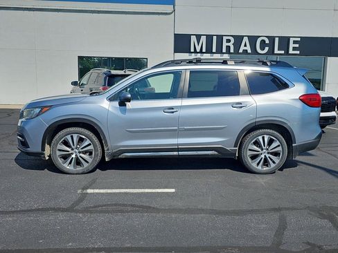 Used 2020 Subaru Ascent Limited w/ Technology Package AWD/4WD image 3