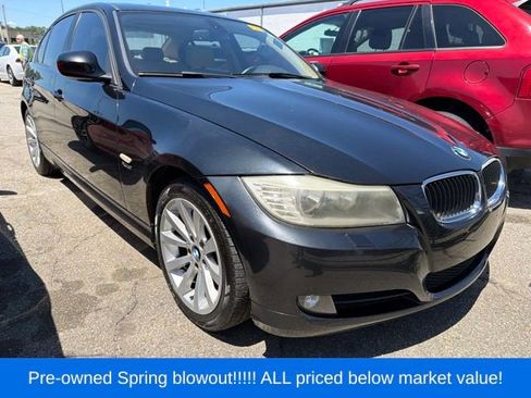 Used 2011 BMW 328i xDrive Sedan AWD/4WD image 9