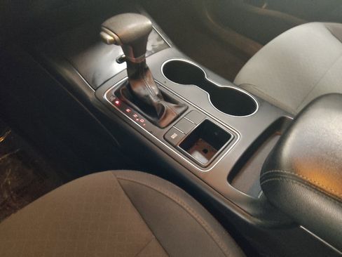Used 2019 Kia Sorento FWD V6 image 26
