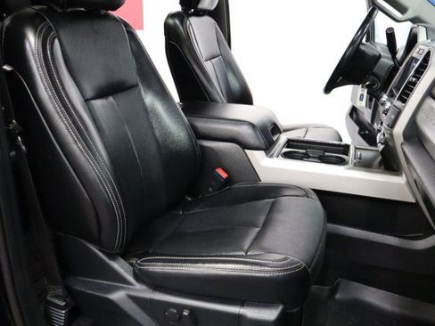Used 2021 Ford F250 Lariat w/ Lariat Value Package AWD/4WD image 54