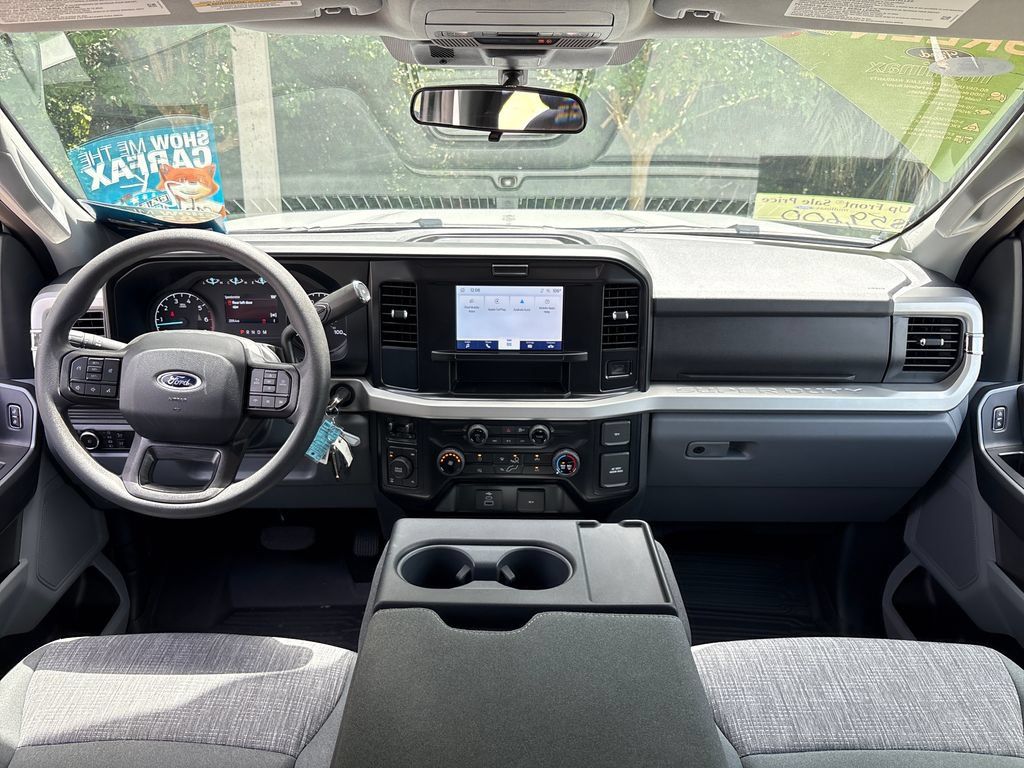 Used 2026 Ford F250 XLT AWD/4WD image 8