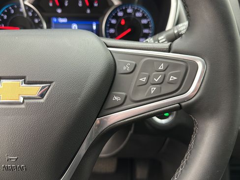 Used 2023 Chevrolet Equinox LT FWD image 19