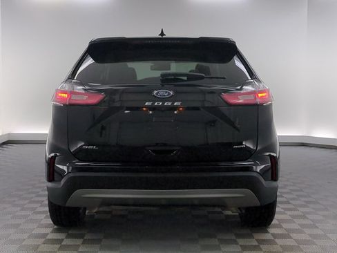 Used 2024 Ford Edge SEL AWD/4WD image 7