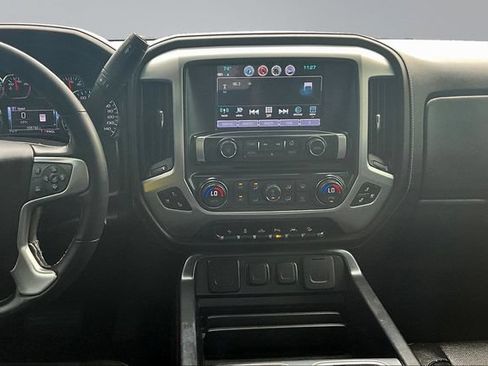 Used 2018 GMC Sierra 1500 SLT AWD/4WD image 10