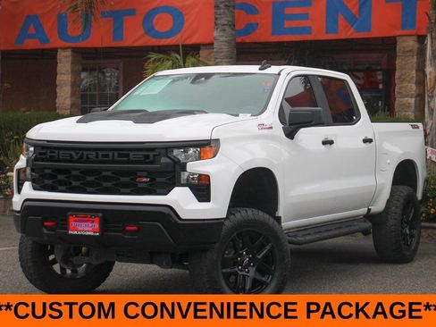 Used 2024 Chevrolet Silverado 1500 Custom Trail Boss AWD/4WD image 4