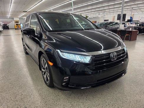 Used 2022 Honda Odyssey Touring image 3