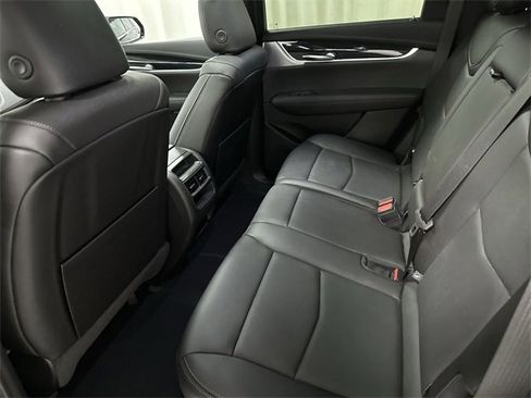 Certified 2023 Cadillac XT5 Premium Luxury image 16
