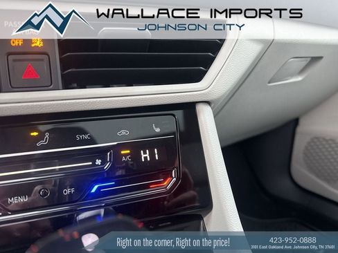 New 2026 Volkswagen Jetta SE image 32