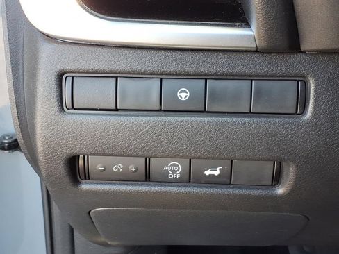 Certified 2023 Nissan Rogue SL AWD/4WD image 22