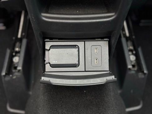 Used 2026 Mercedes-Benz GLA 250 4MATIC image 45