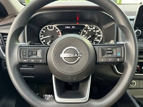 Used 2023 Nissan Rogue SV AWD/4WD image 41