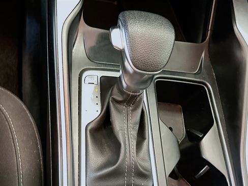 Used 2023 Kia Sorento LX image 24