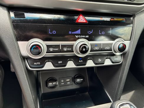 Used 2020 Hyundai Elantra SE w/ Cargo Package (C1) FWD image 25