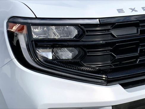 Certified 2025 Ford Expedition Max Active image 24