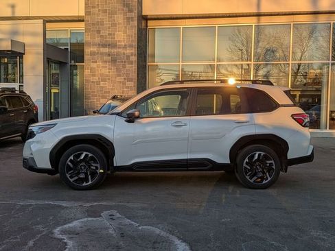 Used 2025 Subaru Forester Limited image 5