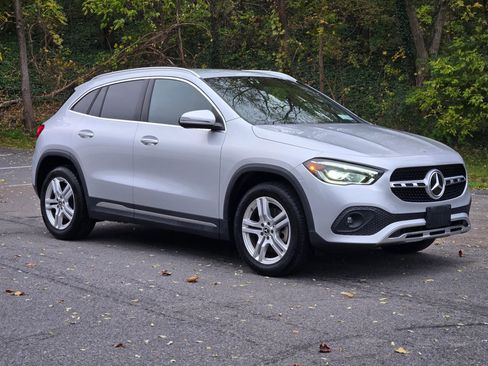 Used 2023 Mercedes-Benz GLA 250 4MATIC image 5