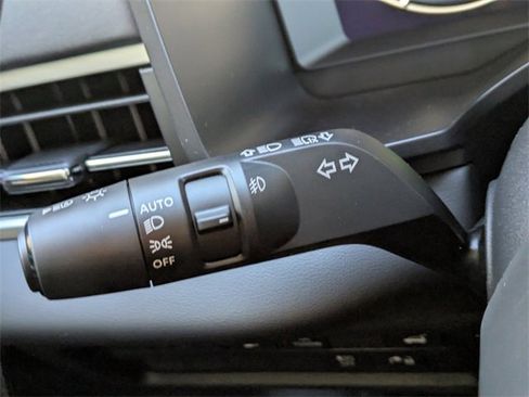 New 2025 Mitsubishi Outlander SEL image 32