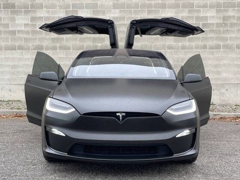 Used 2022 Tesla Model X Plaid AWD/4WD image 19