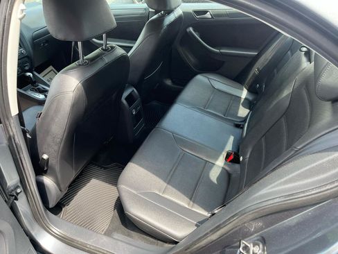 Used 2014 Volkswagen Jetta SE FWD image 22
