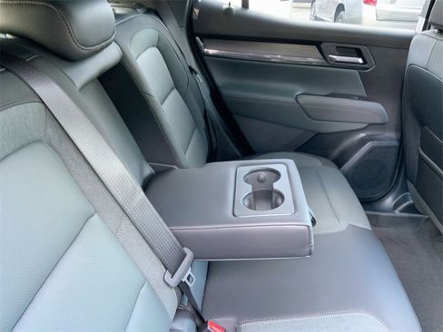 New 2026 GMC Terrain AT4 w/ Technology Package II image 32