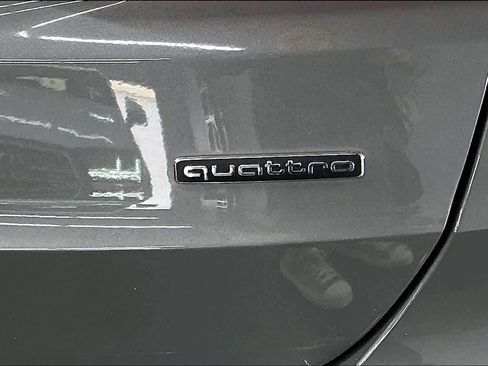 Used 2023 Audi Q3 2.0T Premium w/ Convenience Package image 11