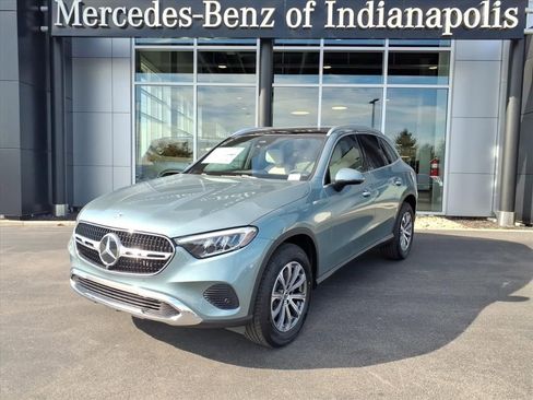 Certified 2026 Mercedes-Benz GLC 300 4MATIC image 1