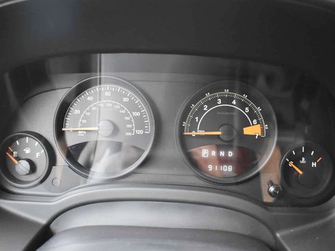 Used 2014 Jeep Patriot High Altitude FWD image 19
