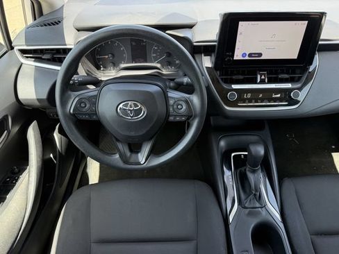Used 2024 Toyota Corolla LE FWD image 12
