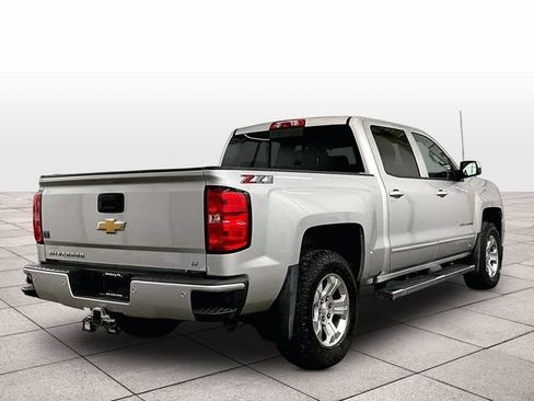 Used 2018 Chevrolet Silverado 1500 LT w/ All Star Edition AWD/4WD image 12