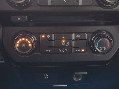 Used 2016 Ford F150 XLT w/ Equipment Group 301A Mid RWD image 20