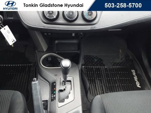 Used 2017 Toyota RAV4 LE image 20