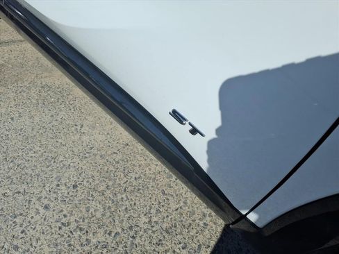 New 2026 Buick Envision Sport Touring image 10