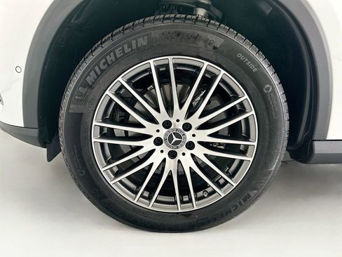 Certified 2026 Mercedes-Benz GLC 300 4MATIC image 29