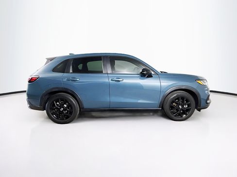 Used 2025 Honda HR-V Sport image 2