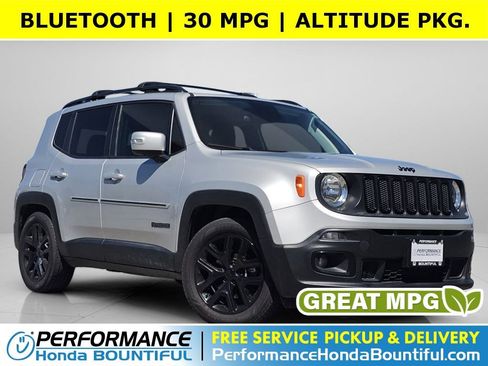 Used 2018 Jeep Renegade Altitude FWD image 1