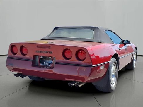 Used 1987 Chevrolet Corvette Convertible RWD image 4