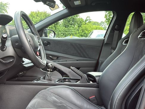 Used 2025 Hyundai Elantra N FWD image 10