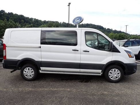 Certified 2025 Ford Transit 250 Low Roof w/ Exterior Upgrade Package RWD image 9